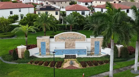 3482 W 114th Terrace Hialeah FL 33018