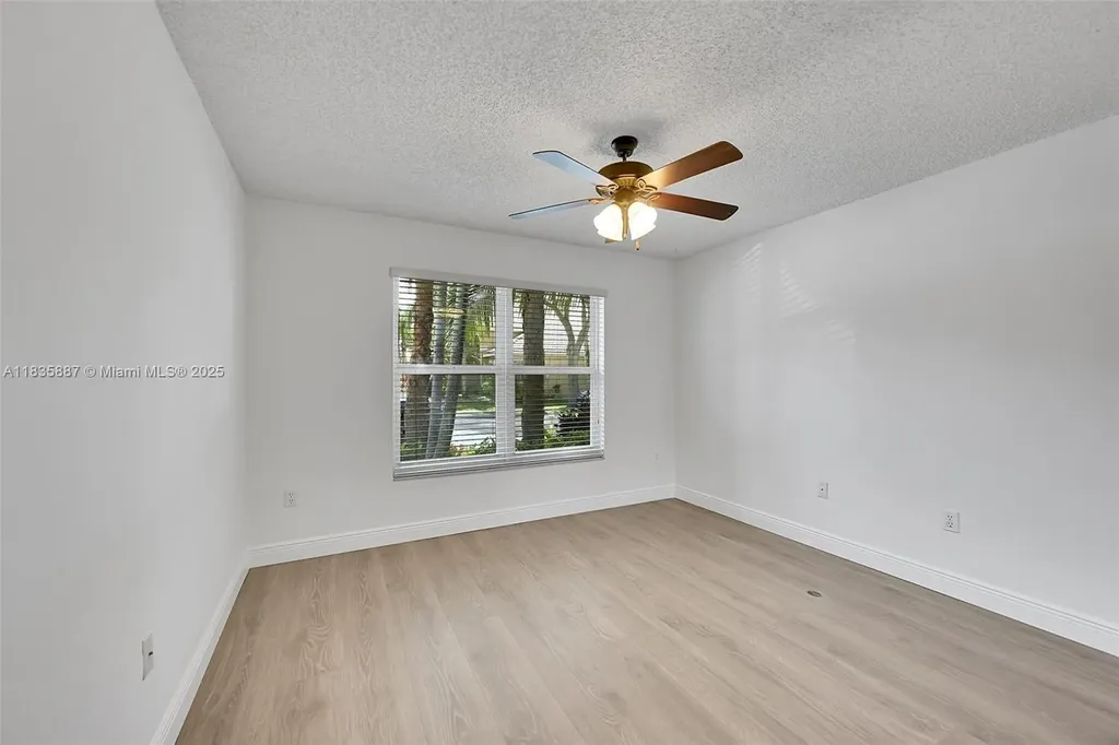 5382 NW 120th Avenue Coral Springs FL 33076