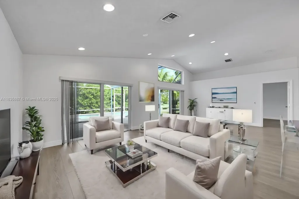 5382 NW 120th Avenue Coral Springs FL 33076