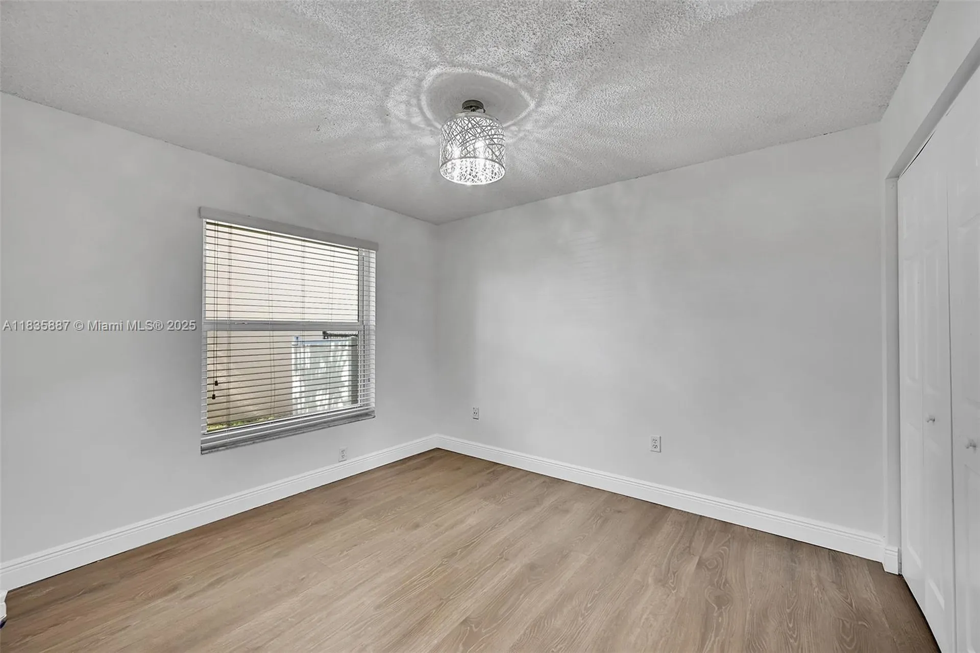 5382 NW 120th Avenue Coral Springs FL 33076