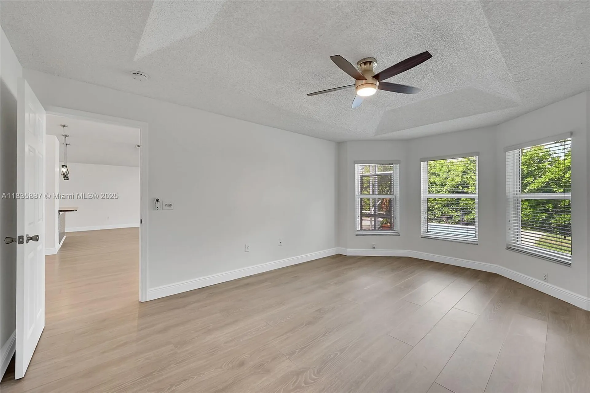 5382 NW 120th Avenue Coral Springs FL 33076