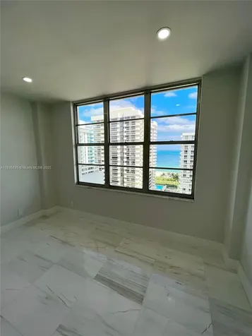 5700 Collins Avenue Miami Beach FL 33140