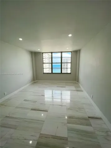 5700 Collins Avenue Miami Beach FL 33140