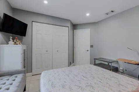 18396 NW 6th Street Pembroke Pines FL 33029