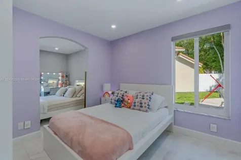 18396 NW 6th Street Pembroke Pines FL 33029