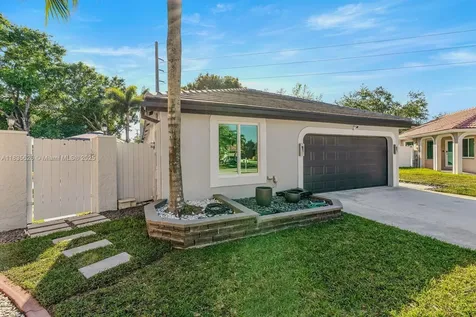 18396 NW 6th Street Pembroke Pines FL 33029