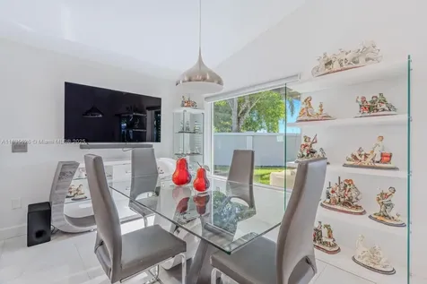 18396 NW 6th Street Pembroke Pines FL 33029