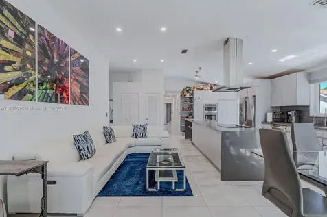 18396 NW 6th Street Pembroke Pines FL 33029