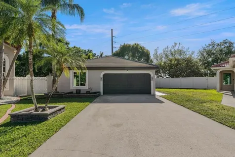 18396 NW 6th Street Pembroke Pines FL 33029