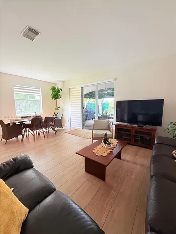 15260 SW 91st Lane Miami FL 33196