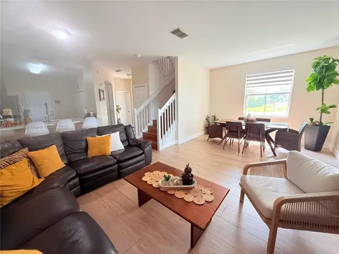 15260 SW 91st Lane Miami FL 33196