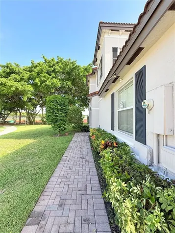 15260 SW 91st Lane Miami FL 33196