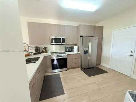 15260 SW 91st Lane Miami FL 33196