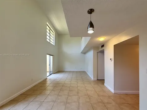 8650 SW 109th Avenue Miami FL 33173