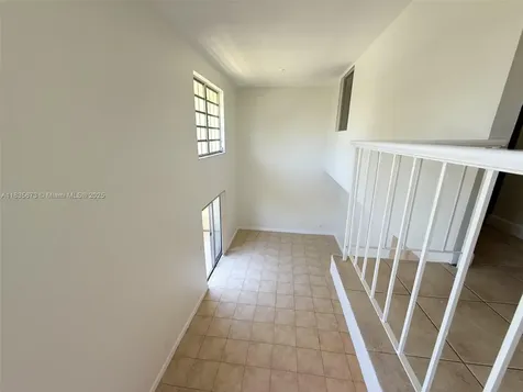8650 SW 109th Avenue Miami FL 33173
