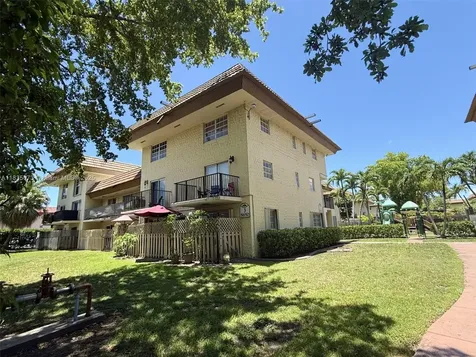 8650 SW 109th Avenue Miami FL 33173