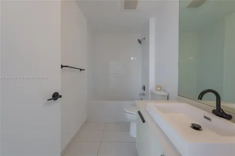 151 SE 1st Street Miami FL 33131