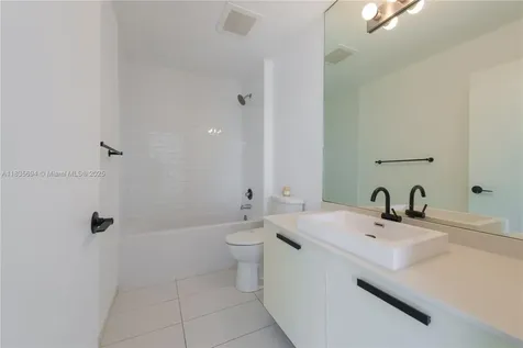 151 SE 1st Street Miami FL 33131