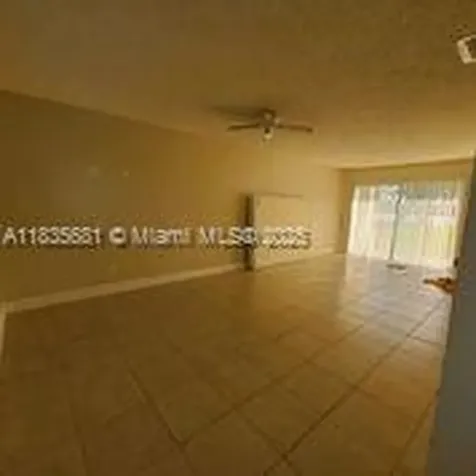 3421 NW 44th Street Oakland Park FL 33309