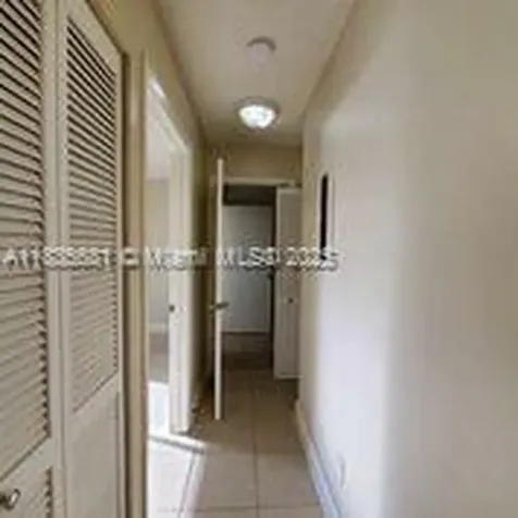 3421 NW 44th Street Oakland Park FL 33309