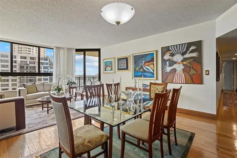 520 Brickell Key Drive Miami FL 33131