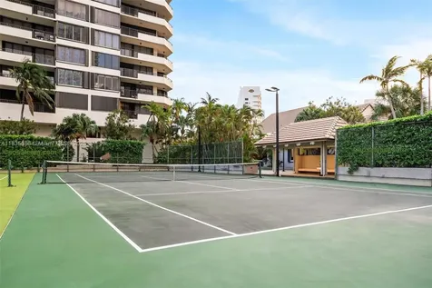 520 Brickell Key Drive Miami FL 33131