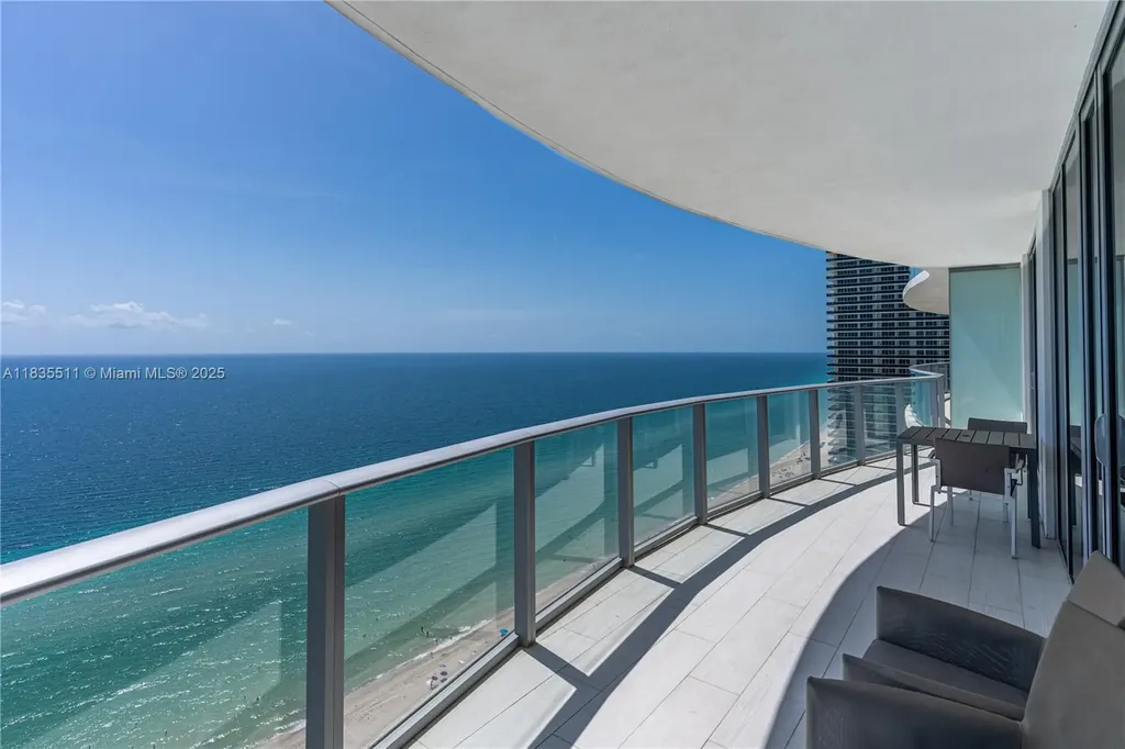 4111 S Ocean Drive Hollywood FL 33019