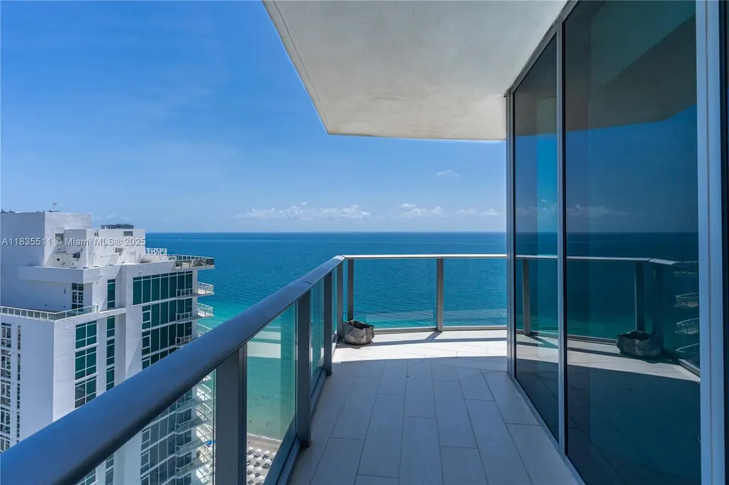4111 S Ocean Drive Hollywood FL 33019