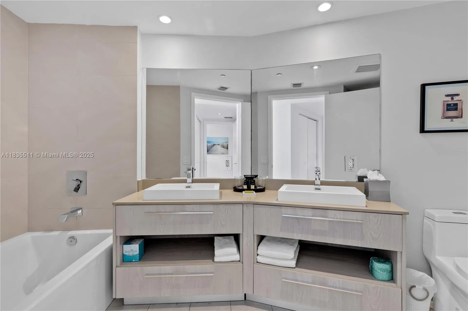 4111 S Ocean Drive Hollywood FL 33019