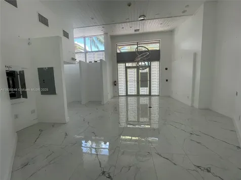 1451 Ocean Drive Miami Beach FL 33139