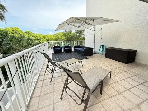 280 SW 20th Road Miami FL 33129