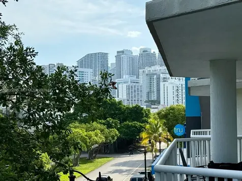 280 SW 20th Road Miami FL 33129