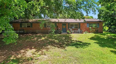 13851 SW 26th Street Davie FL 33325