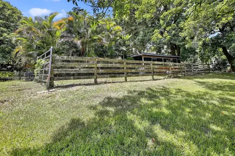 13851 SW 26th Street Davie FL 33325