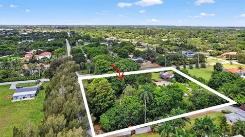 13851 SW 26th Street Davie FL 33325