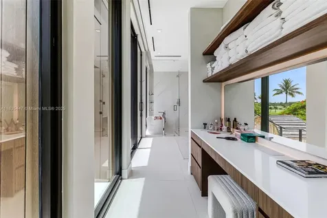 2355 Meridian Avenue Miami Beach FL 33140