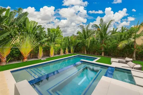 2355 Meridian Avenue Miami Beach FL 33140
