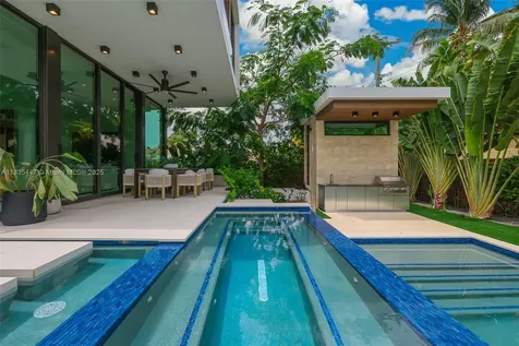 2355 Meridian Avenue Miami Beach FL 33140