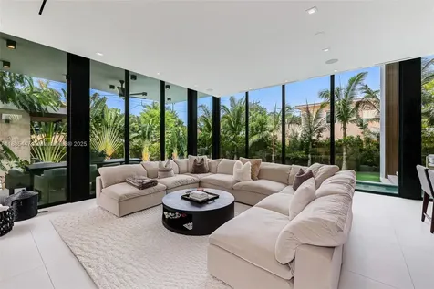 2355 Meridian Avenue Miami Beach FL 33140