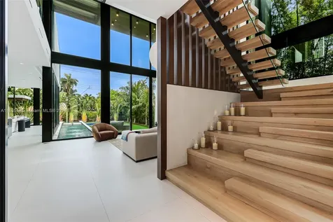 2355 Meridian Avenue Miami Beach FL 33140