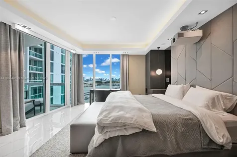 1000 S Pointe Drive Miami Beach FL 33139
