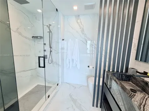 1000 S Pointe Drive Miami Beach FL 33139