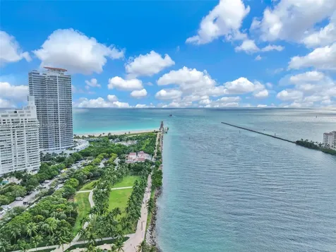 1000 S Pointe Drive Miami Beach FL 33139