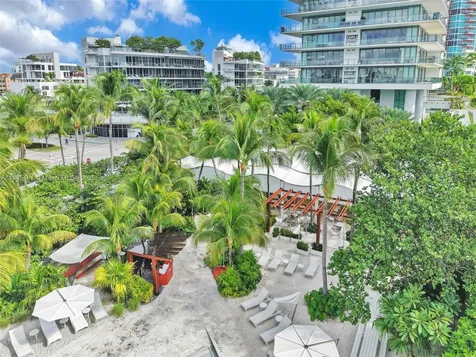 1000 S Pointe Drive Miami Beach FL 33139