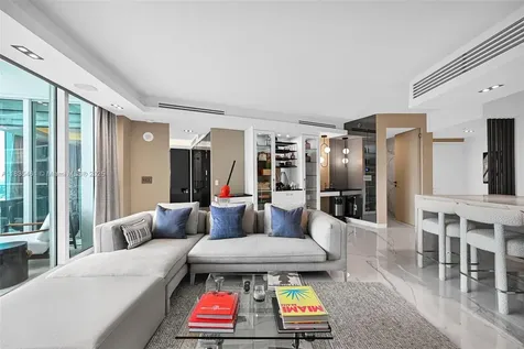 1000 S Pointe Drive Miami Beach FL 33139