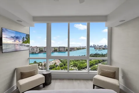 100 S Pointe Drive Miami Beach FL 33139