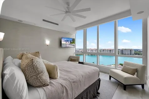 100 S Pointe Drive Miami Beach FL 33139