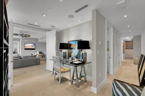100 S Pointe Drive Miami Beach FL 33139