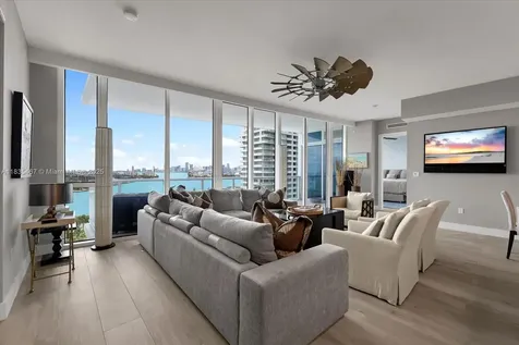 100 S Pointe Drive Miami Beach FL 33139
