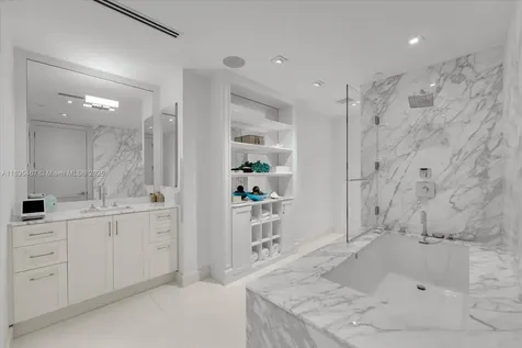 100 S Pointe Drive Miami Beach FL 33139